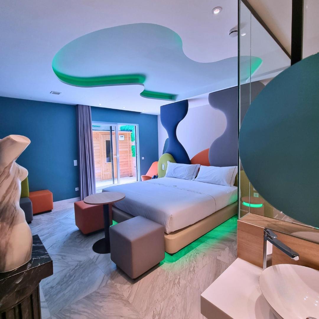 Hotel Avenue - Lovely Hotel มาดริด ภายนอก รูปภาพ